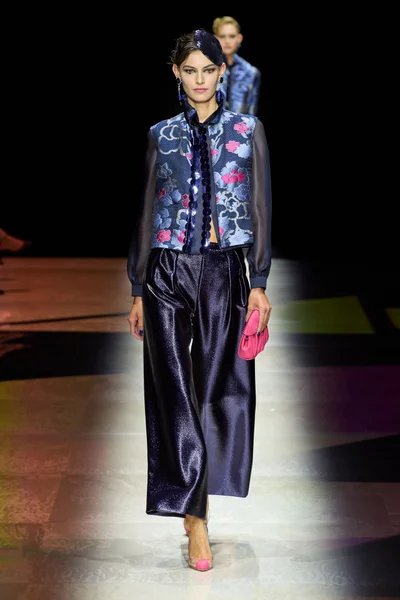 Look 34